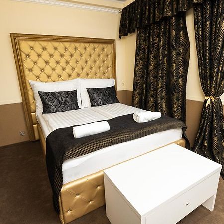 Bed and Breakfast Palazzo Сегед Экстерьер фото